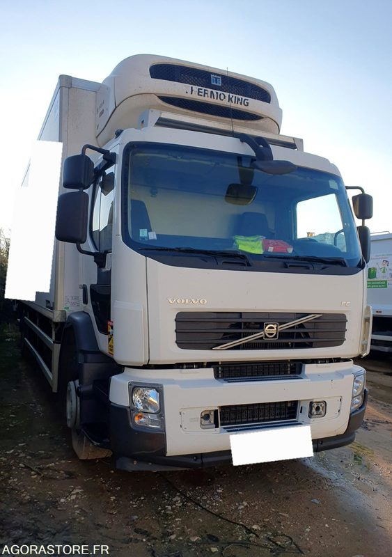 Porteur Volvo frigo - משאית: תמונה 2 Porteur Volvo frigo - משאית: תמונה 2
