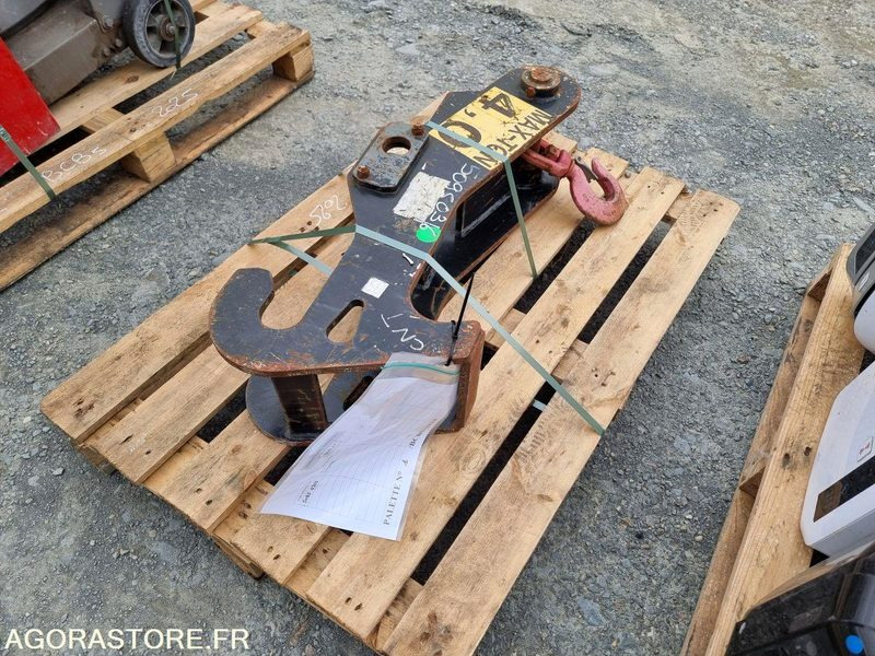 Potence de levage 4T pour telescopique DIECI - ציוד לטיפול בחומרים: תמונה 1 Potence de levage 4T pour telescopique DIECI - ציוד לטיפול בחומרים: תמונה 1