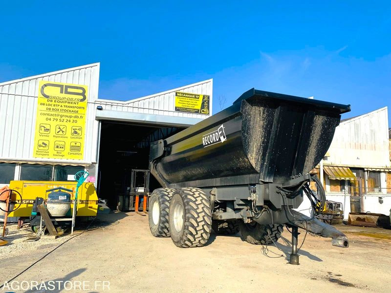 REMORQUE BENNE TP AGRICOLE RECORD TP17 - Année 2009 - סמיטריילר עם מזהיר: תמונה 1 REMORQUE BENNE TP AGRICOLE RECORD TP17 - Année 2009 - סמיטריילר עם מזהיר: תמונה 1