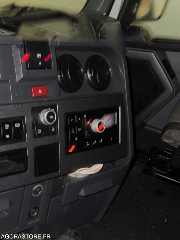 הַחכָּרָה  RENAUL T480 - 881000KM - 2015 RENAUL T480 - 881000KM - 2015: תמונה 6