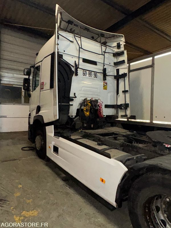 RENAUL T480 - 881000KM - 2015 - יחידת טרקטור: תמונה 4 RENAUL T480 - 881000KM - 2015 - יחידת טרקטור: תמונה 4