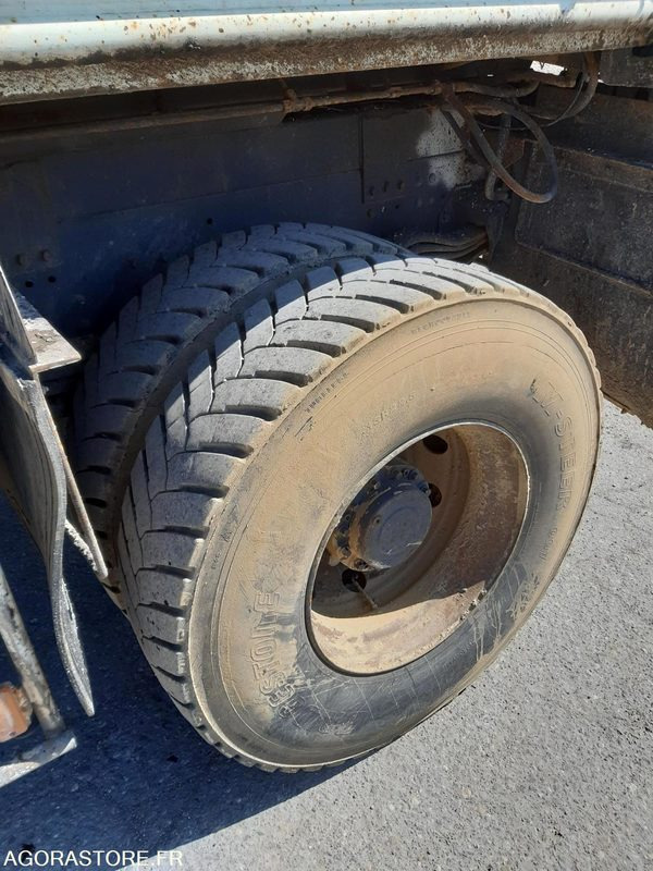 RENAULT 4x2 - KERAX 370 - 2008 / 274 727 km ( M5992 ) - משאית: תמונה 4 RENAULT 4x2 - KERAX 370 - 2008 / 274 727 km ( M5992 ) - משאית: תמונה 4