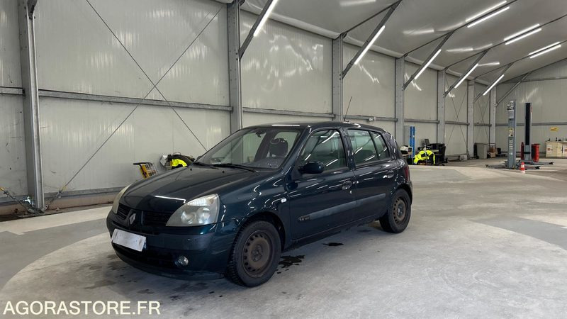 RENAULT-CLIO- 1.4-16V-EXTRÊME-ESSENCE-154073KMS - מכונית: תמונה 1 RENAULT-CLIO- 1.4-16V-EXTRÊME-ESSENCE-154073KMS - מכונית: תמונה 1