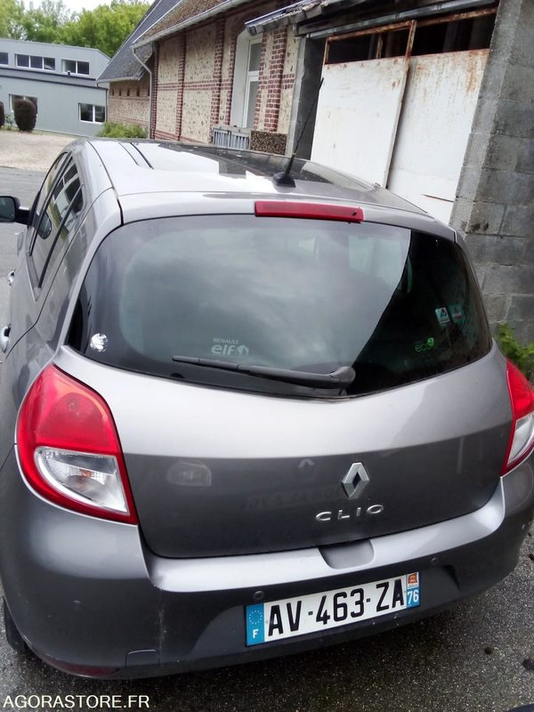 RENAULT CLIO 2010 - מכונית: תמונה 1 RENAULT CLIO 2010 - מכונית: תמונה 1