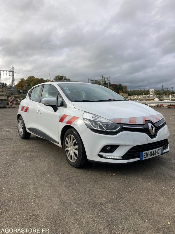 RENAULT CLIO IV diesel - Année 2018 - 312 000km - מכונית: תמונה 3 RENAULT CLIO IV diesel - Année 2018 - 312 000km - מכונית: תמונה 3