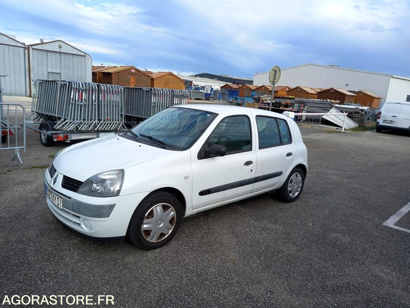 RENAULT CLIO PHASE 2-1.2 I 60CV-2005-ESSENCE-122 018 KMS-5 PORTES-ROULANTE-CT OK - מכונית: תמונה 1 RENAULT CLIO PHASE 2-1.2 I 60CV-2005-ESSENCE-122 018 KMS-5 PORTES-ROULANTE-CT OK - מכונית: תמונה 1