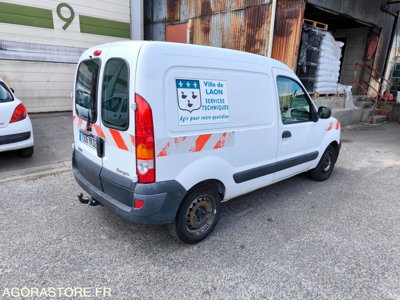RENAULT KANGOO 144266kms 2008 - כלי רכב מסחרי קטן: תמונה 4 RENAULT KANGOO 144266kms 2008 - כלי רכב מסחרי קטן: תמונה 4
