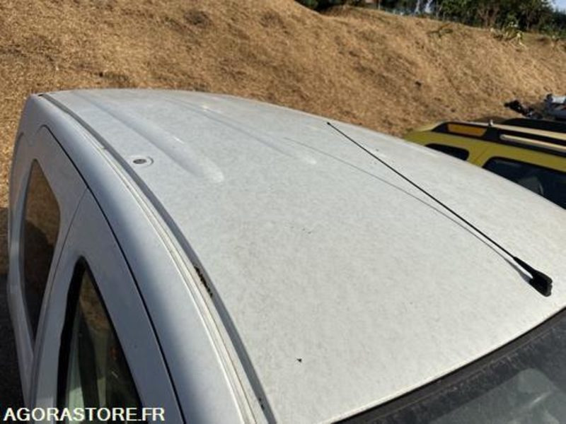 RENAULT KANGOO - 2009 - 196523KM - AF307QG - כלי רכב מסחרי קטן: תמונה 5 RENAULT KANGOO - 2009 - 196523KM - AF307QG - כלי רכב מסחרי קטן: תמונה 5