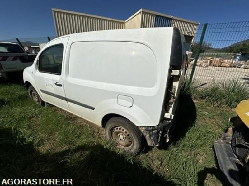 RENAULT KANGOO - 2010 - 230000KM - BB322JT - כלי רכב מסחרי קטן: תמונה 5 RENAULT KANGOO - 2010 - 230000KM - BB322JT - כלי רכב מסחרי קטן: תמונה 5