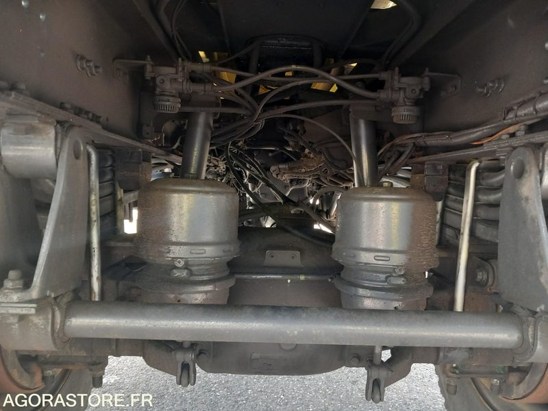 RENAULT KERAX 370 DCI AVEC BI-BENNE (KR0108) - משאית: תמונה 5 RENAULT KERAX 370 DCI AVEC BI-BENNE (KR0108) - משאית: תמונה 5