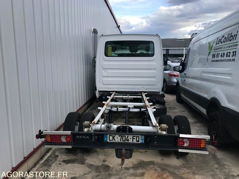 RENAULT MASCOTT - PORTE BENNE (année 2008) RETOUR DE VOL - PAS DE CG - כלי רכב מסחרי מזהיר: תמונה 2 RENAULT MASCOTT - PORTE BENNE (année 2008) RETOUR DE VOL - PAS DE CG - כלי רכב מסחרי מזהיר: תמונה 2