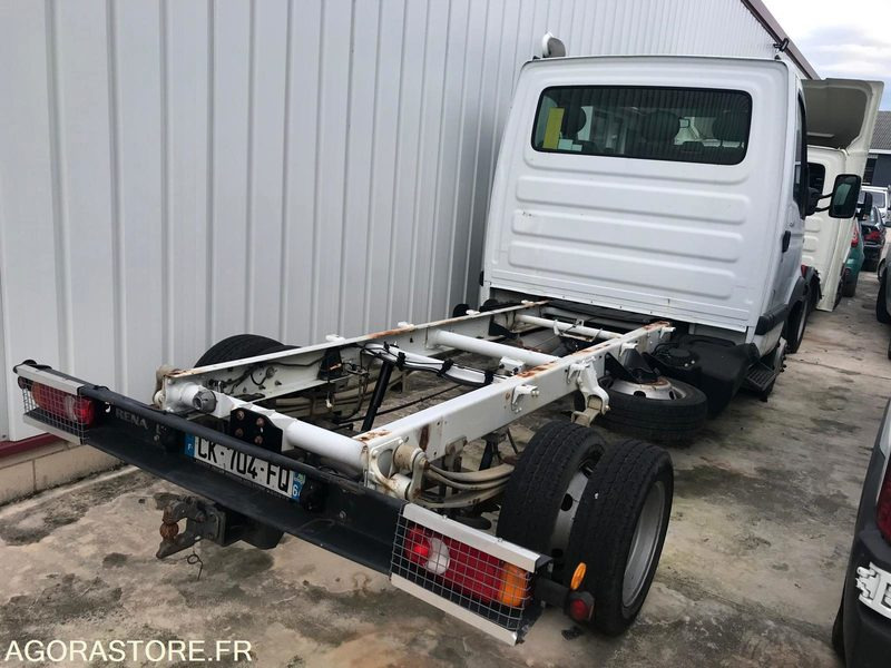 RENAULT MASCOTT - PORTE BENNE (année 2008) RETOUR DE VOL - PAS DE CG - כלי רכב מסחרי מזהיר: תמונה 1 RENAULT MASCOTT - PORTE BENNE (année 2008) RETOUR DE VOL - PAS DE CG - כלי רכב מסחרי מזהיר: תמונה 1