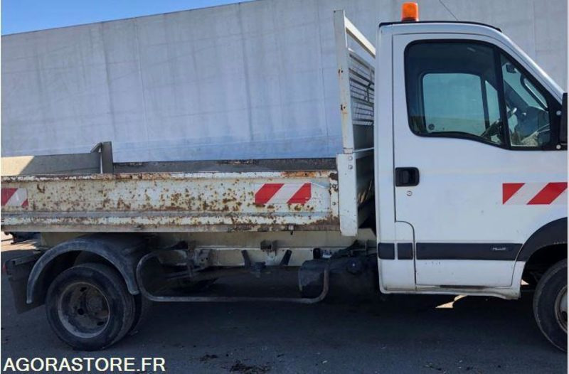 RENAULT MASCOTT - כלי רכב מסחרי במיטה שטוחה: תמונה 3 RENAULT MASCOTT - כלי רכב מסחרי במיטה שטוחה: תמונה 3