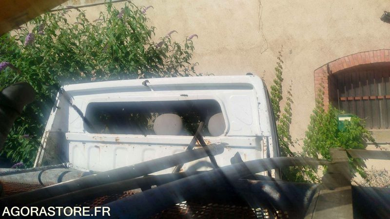 RENAULT MASTER - 2002 - כלי רכב מסחרי עם לוח: תמונה 3 RENAULT MASTER - 2002 - כלי רכב מסחרי עם לוח: תמונה 3