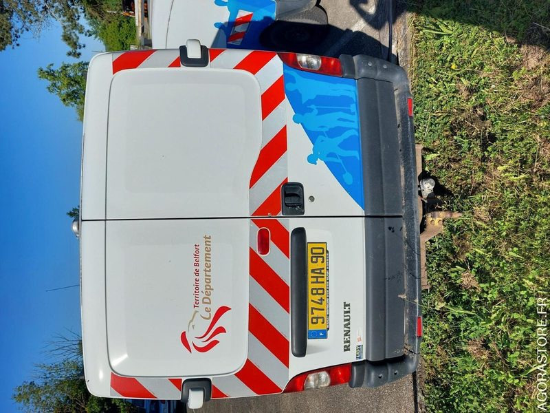 RENAULT MASTER 216247kms - 2006 - כלי רכב מסחרי עם לוח: תמונה 5 RENAULT MASTER 216247kms - 2006 - כלי רכב מסחרי עם לוח: תמונה 5
