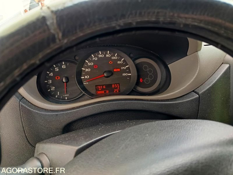 RENAULT MASTER BENNE 2.3 DCI - כלי רכב מסחרי מזהיר: תמונה 4 RENAULT MASTER BENNE 2.3 DCI - כלי רכב מסחרי מזהיר: תמונה 4