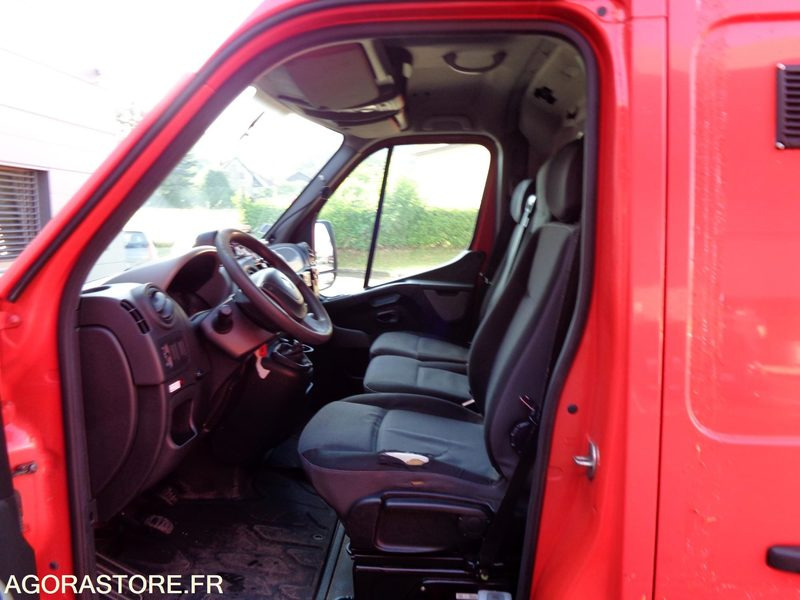 RENAULT MASTER CN.829.RR - אמבולנס: תמונה 4 RENAULT MASTER CN.829.RR - אמבולנס: תמונה 4