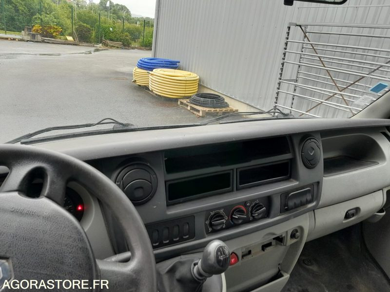 RENAULT MASTER FW 505 JD, 223 660kms? ANNEE 2006 - כלי רכב מסחרי מזהיר: תמונה 2 RENAULT MASTER FW 505 JD, 223 660kms? ANNEE 2006 - כלי רכב מסחרי מזהיר: תמונה 2