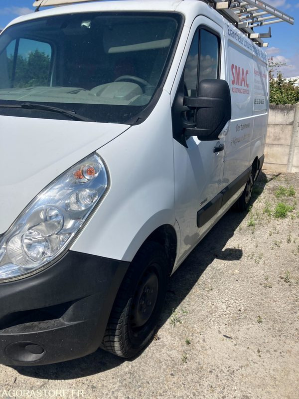 RENAULT MASTER III PHASE 2 avec galerie de toit - 2012 / 216570 KM - כלי רכב מסחרי עם לוח: תמונה 4 RENAULT MASTER III PHASE 2 avec galerie de toit - 2012 / 216570 KM - כלי רכב מסחרי עם לוח: תמונה 4