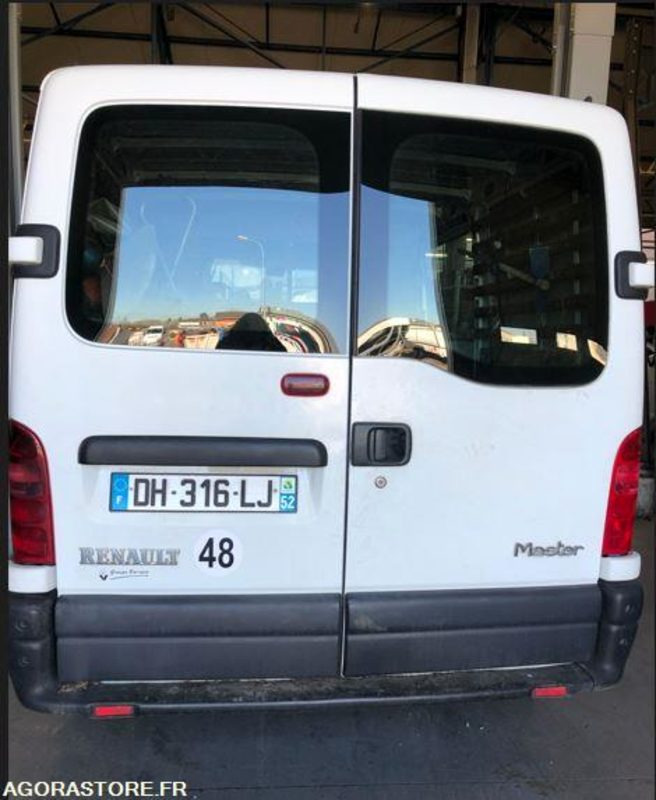 RENAULT MASTER - כלי רכב מסחרי עם לוח: תמונה 2 RENAULT MASTER - כלי רכב מסחרי עם לוח: תמונה 2