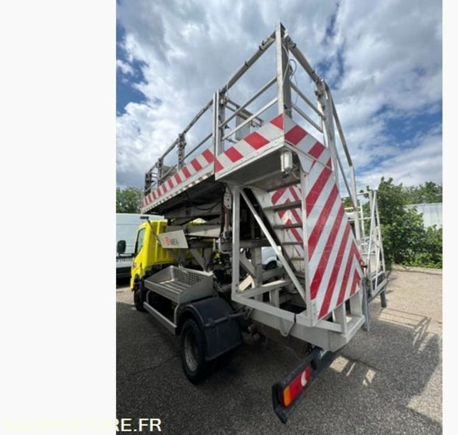 RENAULT MAXITY 2.5l 130CV NACELLE PASSERELLE ELEVATRICE - 2009 - 125 000km - כלי רכב מסחרי: תמונה 3 RENAULT MAXITY 2.5l 130CV NACELLE PASSERELLE ELEVATRICE - 2009 - 125 000km - כלי רכב מסחרי: תמונה 3