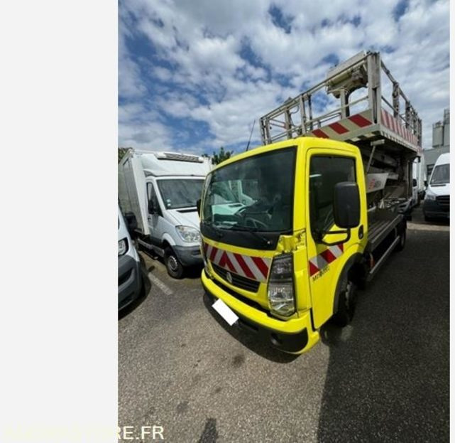 RENAULT MAXITY 2.5l 130CV NACELLE PASSERELLE ELEVATRICE - 2009 - 125 000km - כלי רכב מסחרי: תמונה 1 RENAULT MAXITY 2.5l 130CV NACELLE PASSERELLE ELEVATRICE - 2009 - 125 000km - כלי רכב מסחרי: תמונה 1