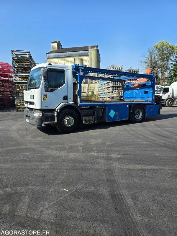RENAULT PREMIUM 2011 - 19T // GRUE AUX PALFINGER PK 14002 -- 2012 - משאית: תמונה 1 RENAULT PREMIUM 2011 - 19T // GRUE AUX PALFINGER PK 14002 -- 2012 - משאית: תמונה 1