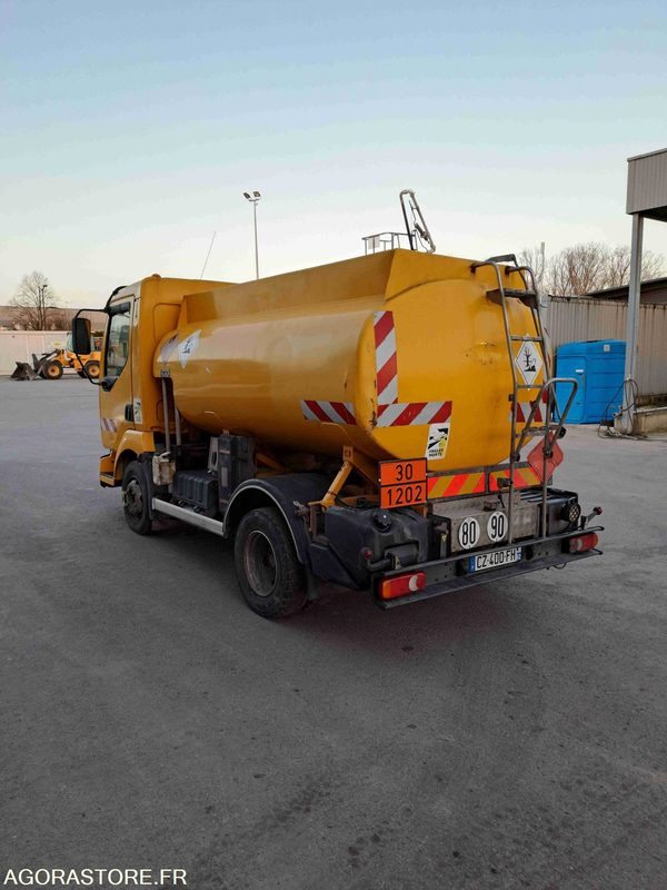 RENAULT Ravitailleur Carburant Artois - 2003 / 869573 KM (P200233) - משאית: תמונה 4 RENAULT Ravitailleur Carburant Artois - 2003 / 869573 KM (P200233) - משאית: תמונה 4