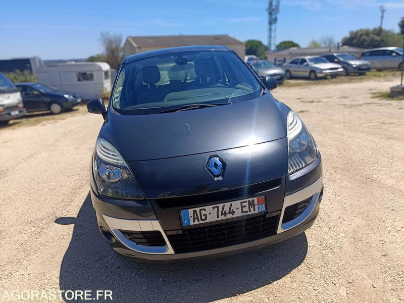 RENAULT SCENIC III 1.5 DCI 110CV - 2009 - 155000KMS - מכונית: תמונה 3 RENAULT SCENIC III 1.5 DCI 110CV - 2009 - 155000KMS - מכונית: תמונה 3