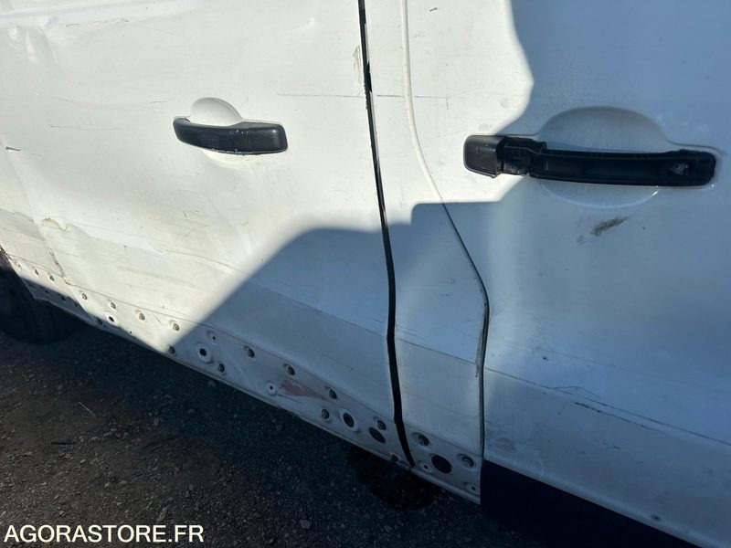 RENAULT - TRAFIC L2H1 - 2017 / 286000 KM - כלי רכב מסחרי עם לוח: תמונה 5 RENAULT - TRAFIC L2H1 - 2017 / 286000 KM - כלי רכב מסחרי עם לוח: תמונה 5