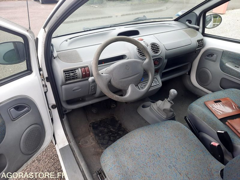 RENAULT TWINGO - 2003 - 90650KM - מכונית: תמונה 5 RENAULT TWINGO - 2003 - 90650KM - מכונית: תמונה 5