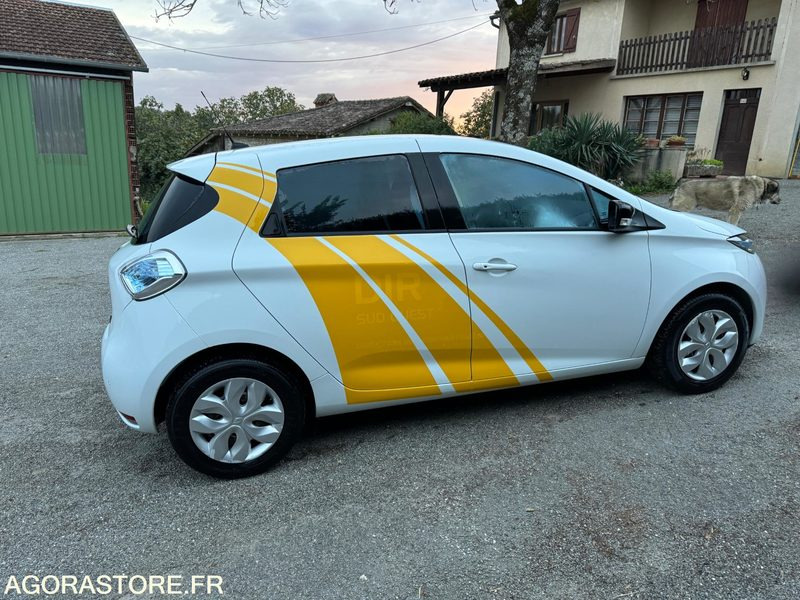 RENAULT ZOE - 2021 - 35000KM - מכונית: תמונה 4 RENAULT ZOE - 2021 - 35000KM - מכונית: תמונה 4