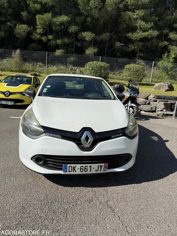 Renault - CLIO DCi75 - 2014 - 218797KMS - כלי רכב מסחרי קטן: תמונה 3 Renault - CLIO DCi75 - 2014 - 218797KMS - כלי רכב מסחרי קטן: תמונה 3