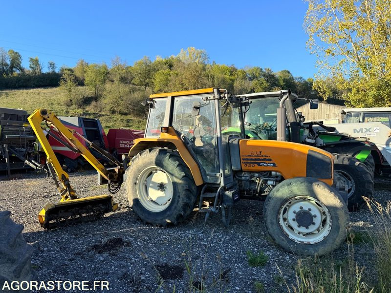 Renault Cérès 330 avec épareuse rousseau - טרקטור חקלאי: תמונה 3 Renault Cérès 330 avec épareuse rousseau - טרקטור חקלאי: תמונה 3