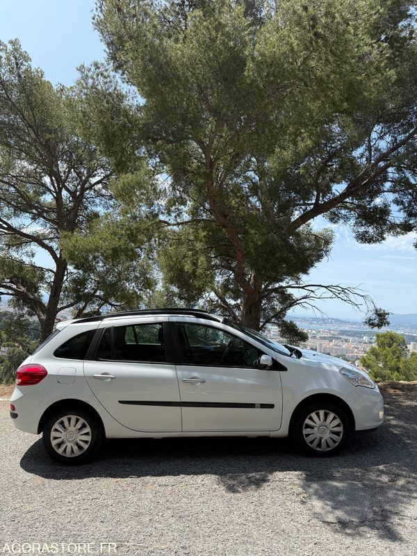 Renault Clio 3 1.5 DCI - מכונית: תמונה 5 Renault Clio 3 1.5 DCI - מכונית: תמונה 5