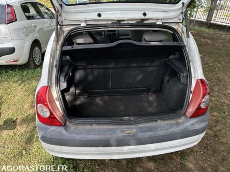 Renault Clio - 756BNJ57 - מכונית: תמונה 5 Renault Clio - 756BNJ57 - מכונית: תמונה 5