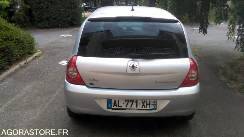 Renault Clio Campus 155254 kms 2010 - מכונית: תמונה 3 Renault Clio Campus 155254 kms 2010 - מכונית: תמונה 3