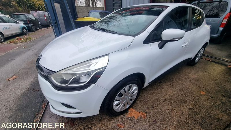 Renault Clio IV Société 2016 - 296 379 km - מכונית: תמונה 2 Renault Clio IV Société 2016 - 296 379 km - מכונית: תמונה 2