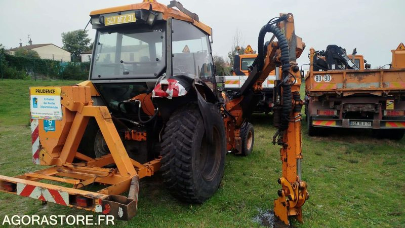 Renault Ergos 85 - 2000 - 10201h - 547AFZ31 - טרקטור חקלאי: תמונה 3 Renault Ergos 85 - 2000 - 10201h - 547AFZ31 - טרקטור חקלאי: תמונה 3