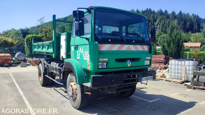 Renault M210 - משאית: תמונה 1 Renault M210 - משאית: תמונה 1