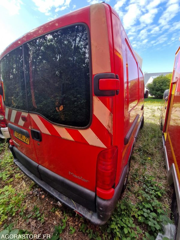 Renault Master - 1998 - 85258 - 125WL27 - כלי רכב מסחרי עם לוח: תמונה 3 Renault Master - 1998 - 85258 - 125WL27 - כלי רכב מסחרי עם לוח: תמונה 3
