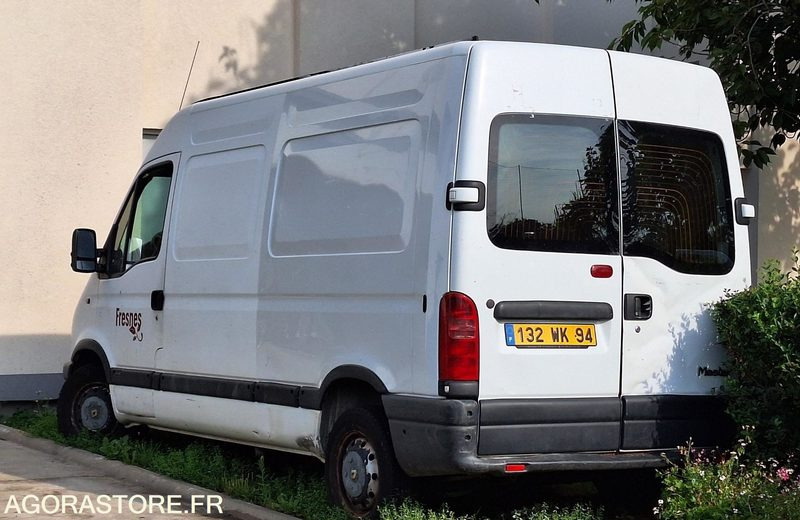 Renault Master 2.2 DCI 90 - 71155km - 2003 - כלי רכב מסחרי עם לוח: תמונה 3 Renault Master 2.2 DCI 90 - 71155km - 2003 - כלי רכב מסחרי עם לוח: תמונה 3