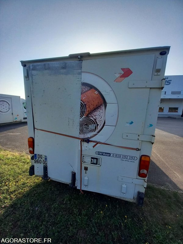 Renault Master 2015 - DQ960DG - 463996KM - כלי רכב מסחרי עם לוח: תמונה 4 Renault Master 2015 - DQ960DG - 463996KM - כלי רכב מסחרי עם לוח: תמונה 4