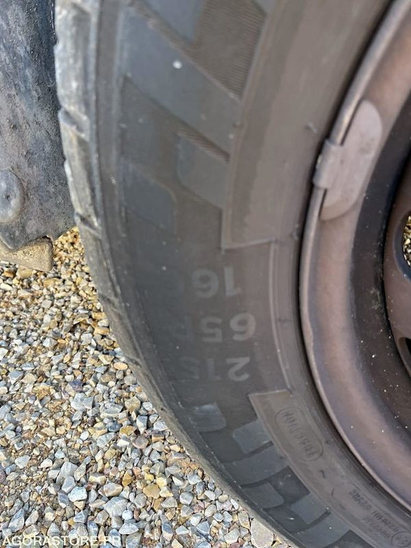 Renault Master Hayon - כלי רכב מסחרי עם לוח: תמונה 3 Renault Master Hayon - כלי רכב מסחרי עם לוח: תמונה 3