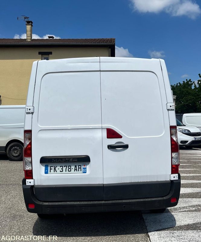 Renault Master III FG - 2019- 95 600km - כלי רכב מסחרי קטן: תמונה 3 Renault Master III FG - 2019- 95 600km - כלי רכב מסחרי קטן: תמונה 3
