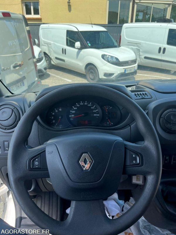 Renault Master III FG - 2019- 95 600km - כלי רכב מסחרי קטן: תמונה 5 Renault Master III FG - 2019- 95 600km - כלי רכב מסחרי קטן: תמונה 5