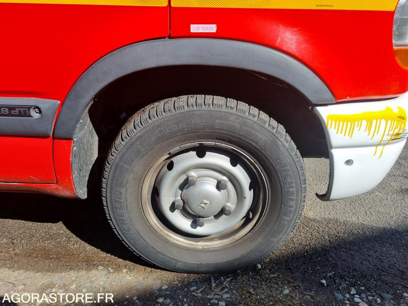 Renault Master L2H2 - CW 139 PC - 2000 - כלי רכב מסחרי עם לוח: תמונה 5 Renault Master L2H2 - CW 139 PC - 2000 - כלי רכב מסחרי עם לוח: תמונה 5
