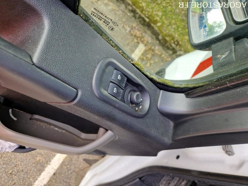Renault Master aménagé - 2016 / 115666 KM (EH171ZS) - כלי רכב מסחרי עם לוח: תמונה 5 Renault Master aménagé - 2016 / 115666 KM (EH171ZS) - כלי רכב מסחרי עם לוח: תמונה 5