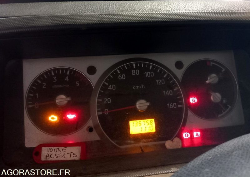 Renault Maxity 135758 kms 2009 - כלי רכב מסחרי מזהיר: תמונה 5 Renault Maxity 135758 kms 2009 - כלי רכב מסחרי מזהיר: תמונה 5