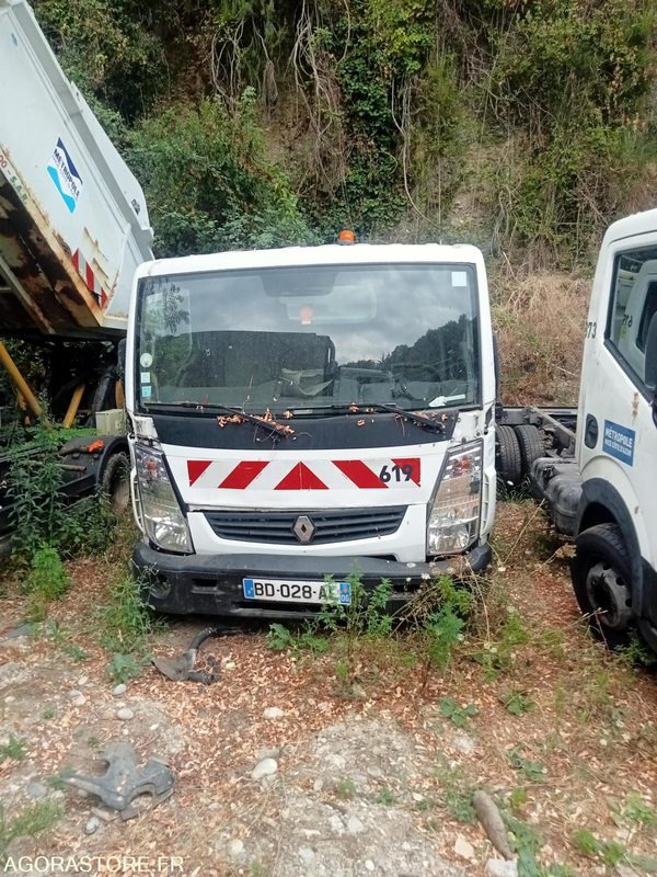 Renault Maxity - משאית אשפה: תמונה 1 Renault Maxity - משאית אשפה: תמונה 1